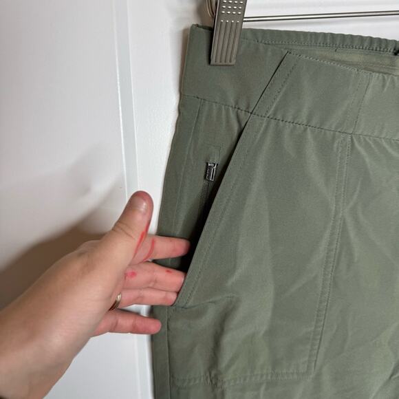 Athleta Tribeca Utility Crop Laurel Olive Green Straight Leg Pants Size 0 - Picture 3 of 7